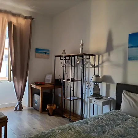 Le Stanze Di Elisa 3* كالياري